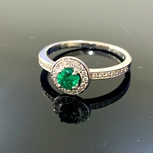 18K White Genuine Emerald & Diamond ring